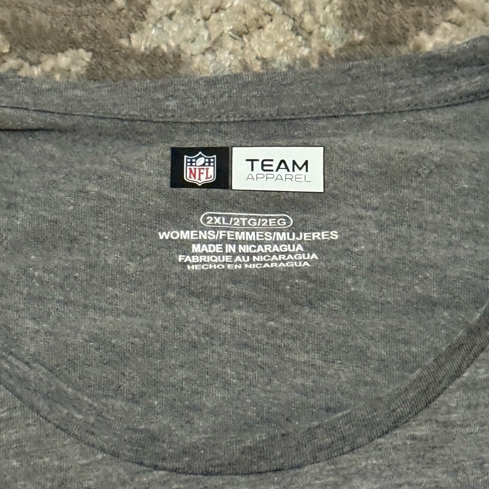 49ers Official NFL Team Apparel Women’s 3/4 sleeve V neck shirt- NWT 2XL - Picture 3 of 4